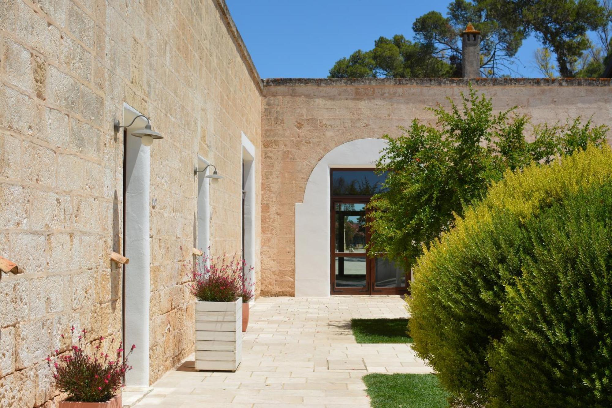 טורה לפילו Masseria Corda Di Lana Hotel & Resort מראה חיצוני תמונה